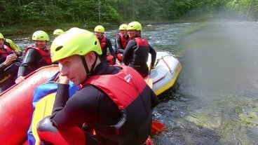 teambuilding-rafting-it-4